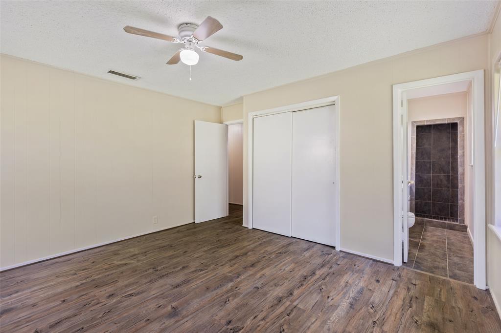 102 Oak Street Property Photo 18