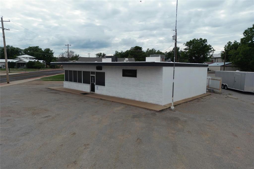 1112 Easly Street Property Photo 19