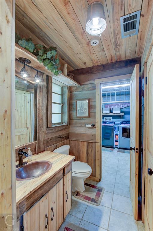 3264 Nadene Street Property Photo 15