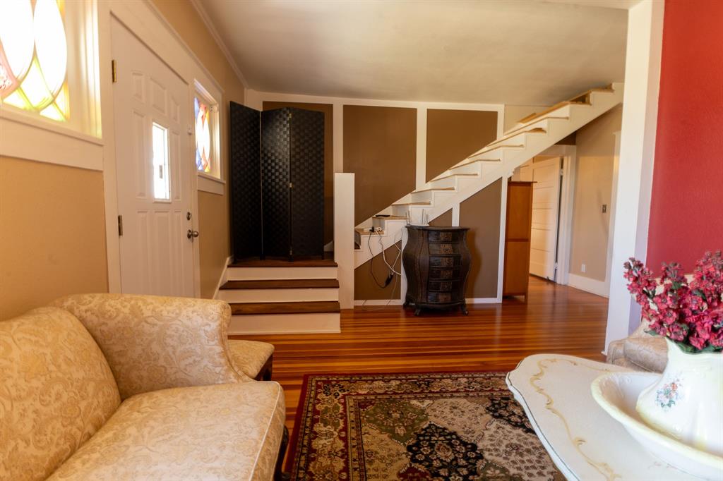 1115 Austin Street Property Photo 19