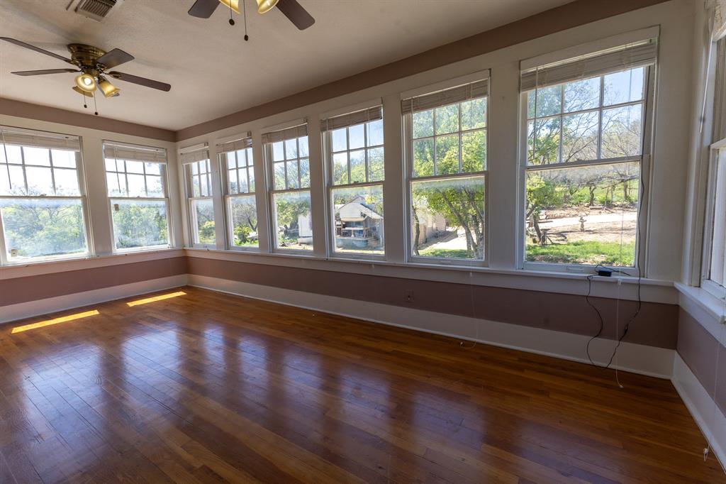 1115 Austin Street Property Photo 25