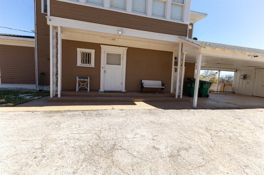 1115 Austin Street Property Photo 30