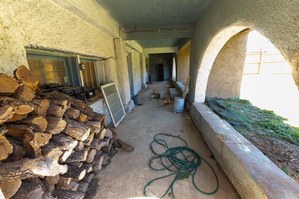 1115 Austin Street Property Photo 36