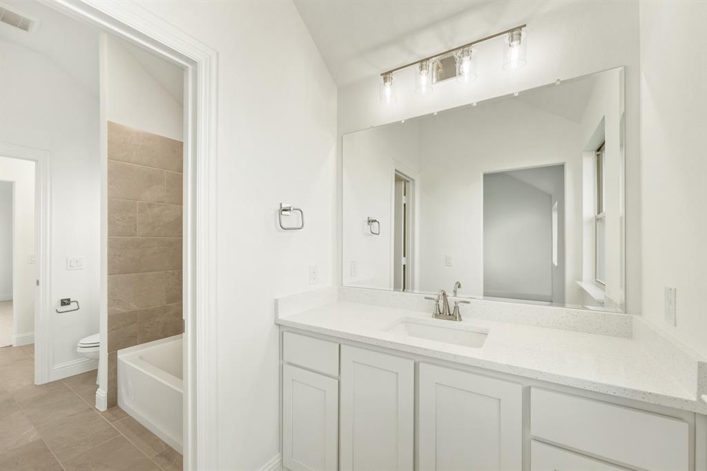 4130 Mill Pond Drive Property Photo 30