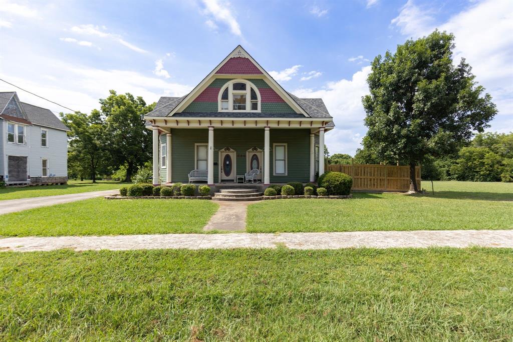 404 E Main Street Property Photo