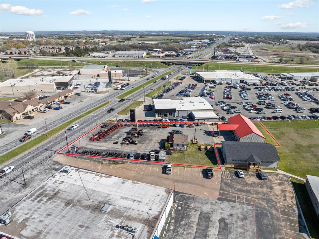 2411 Texoma Parkway Property Photo 40