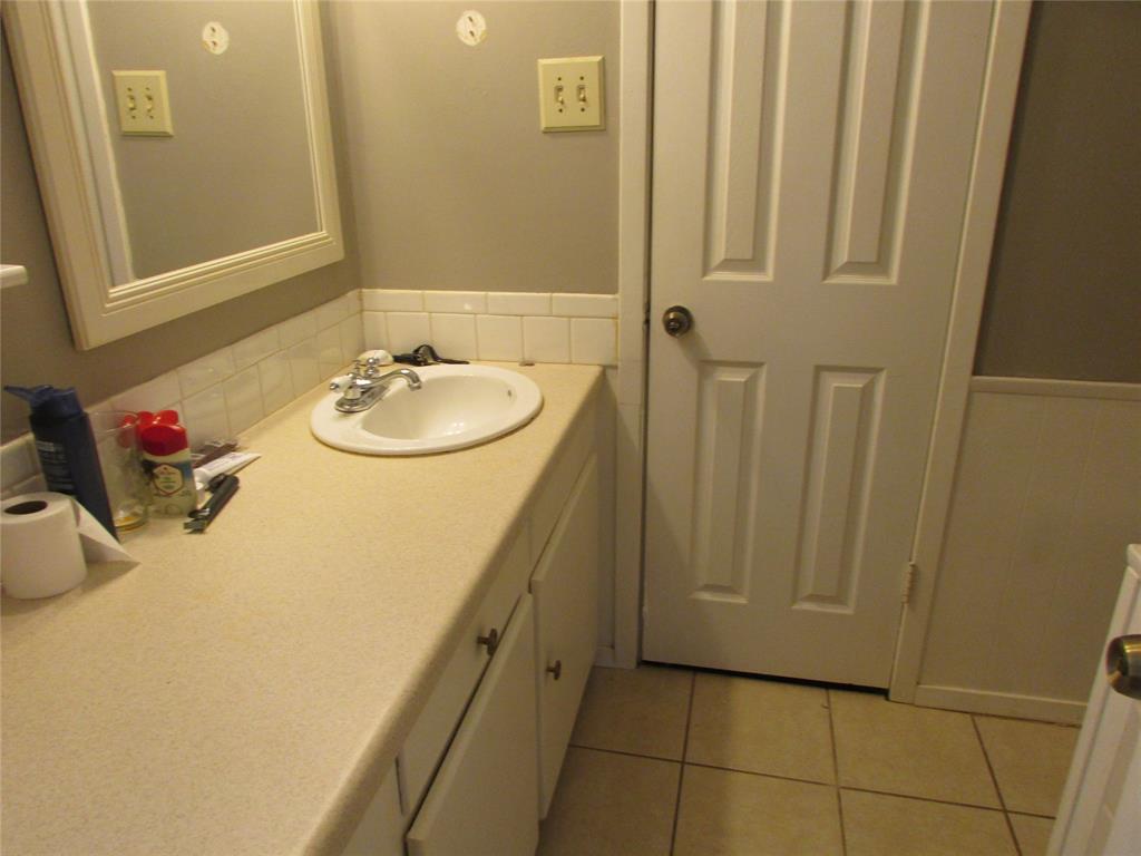 10513 Shauna Drive Property Photo 14