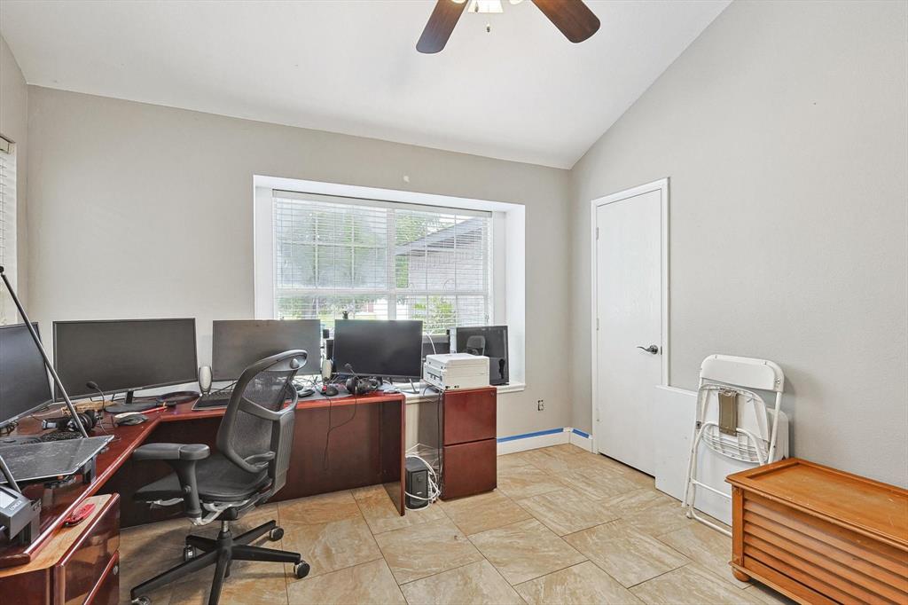 816 Cruise Street Property Photo 7