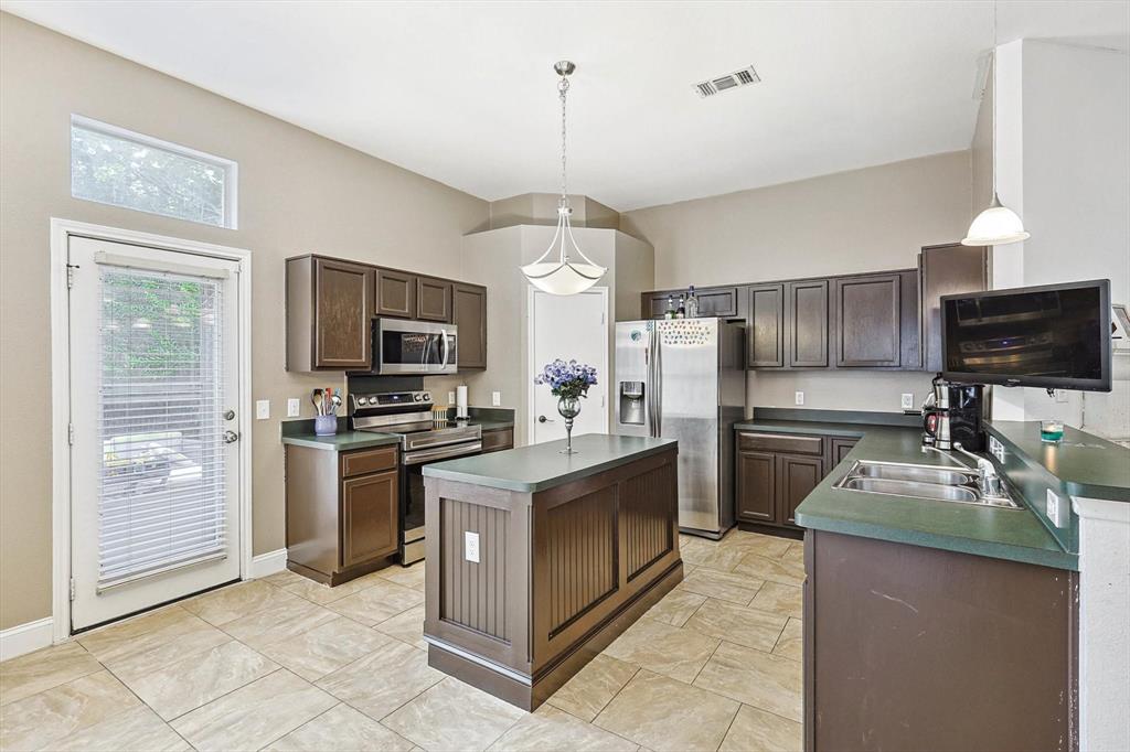 816 Cruise Street Property Photo 10