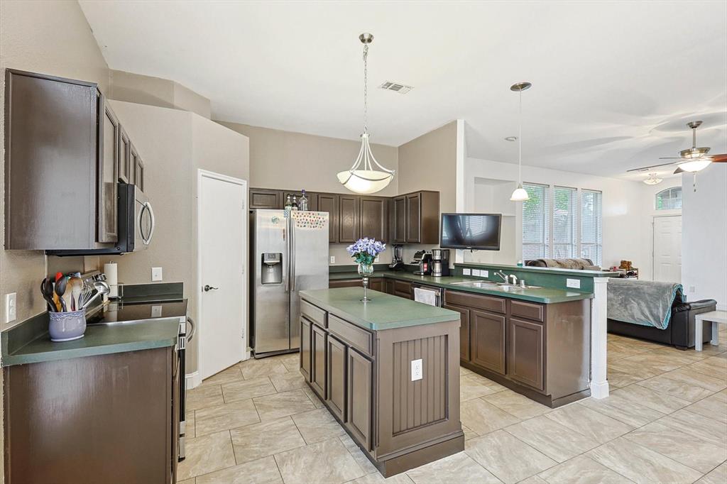 816 Cruise Street Property Photo 11