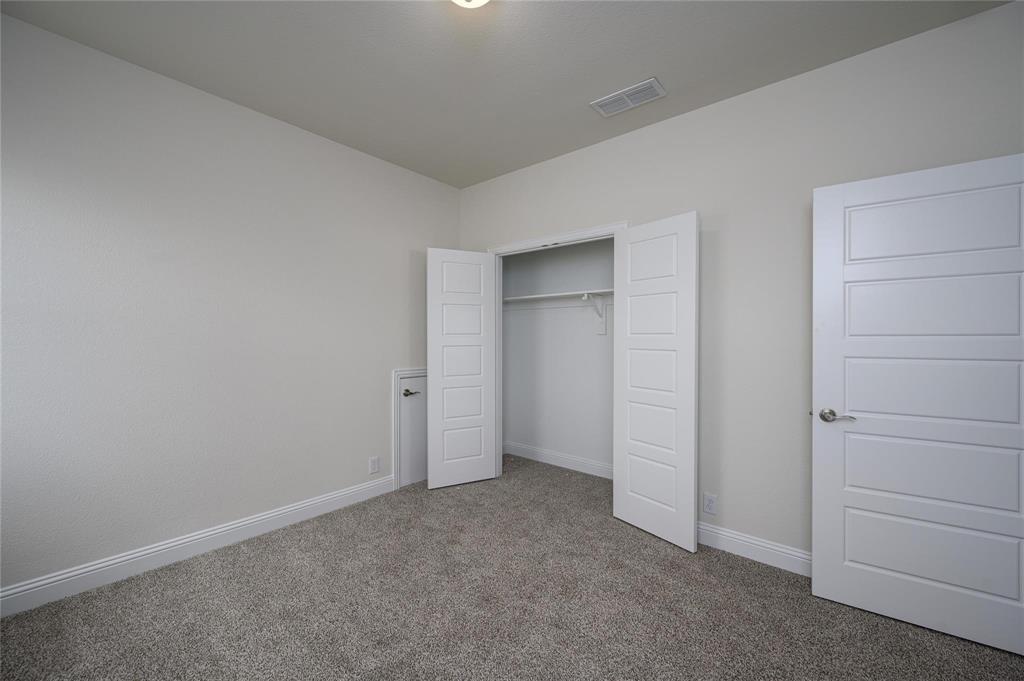 606 Quartz Street Property Photo 16