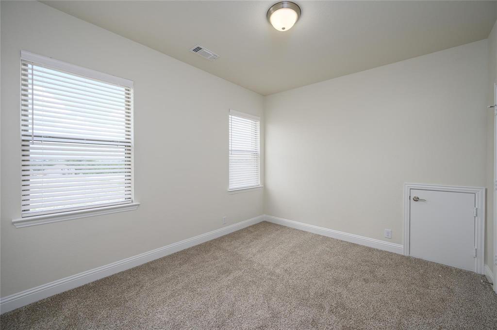 606 Quartz Street Property Photo 17