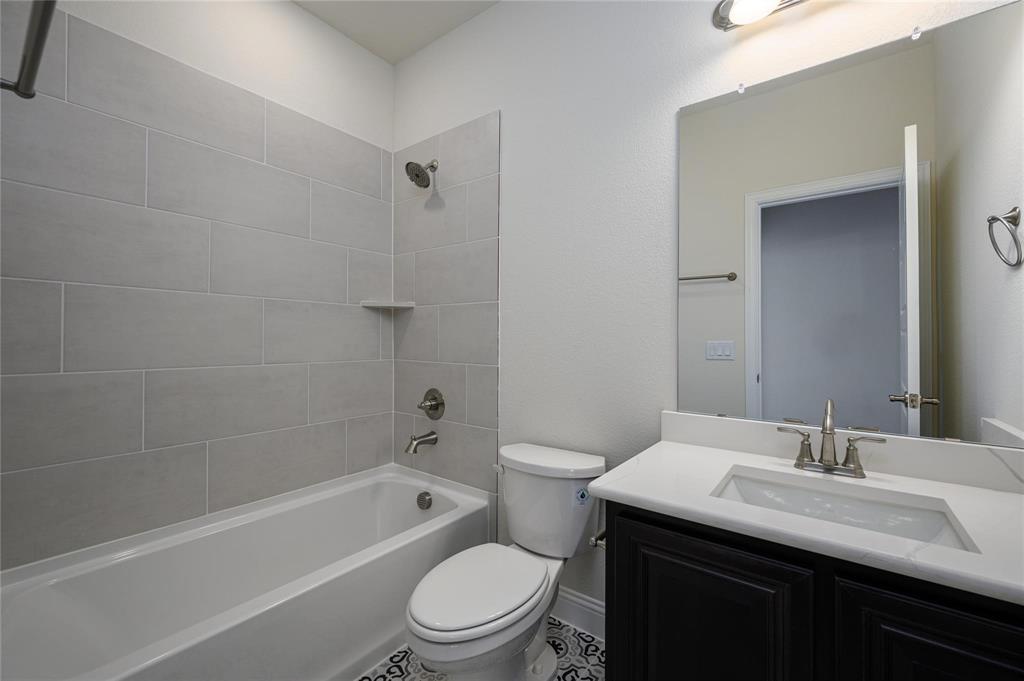 606 Quartz Street Property Photo 18