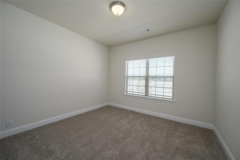 606 Quartz Street Property Photo 23