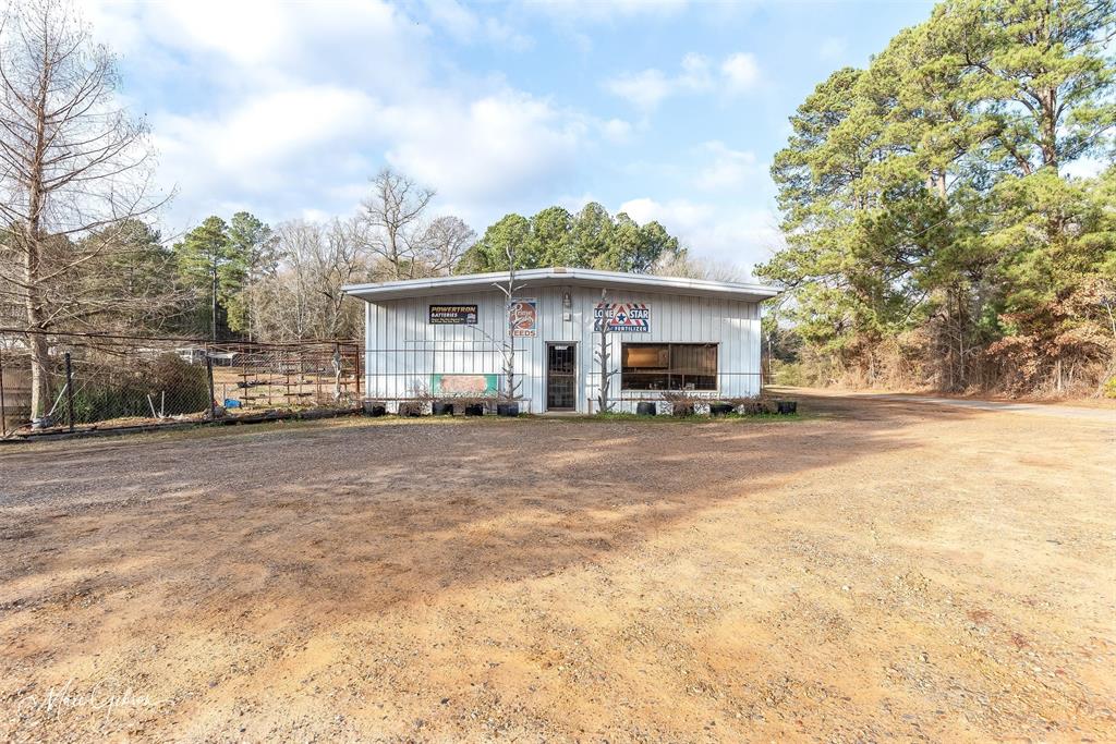 21340 Highway 371 Property Photo 2