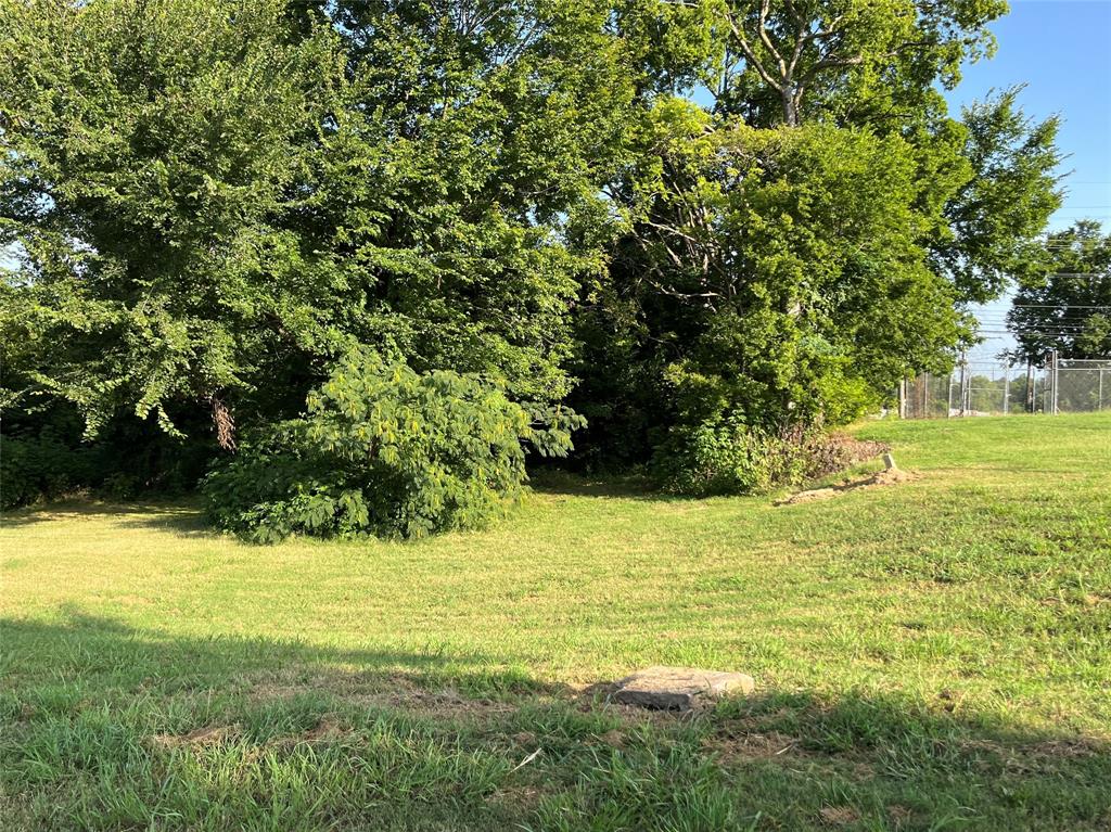 612 Caddo Street Property Photo 5