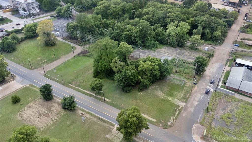 700 Fannin Street Property Photo 2