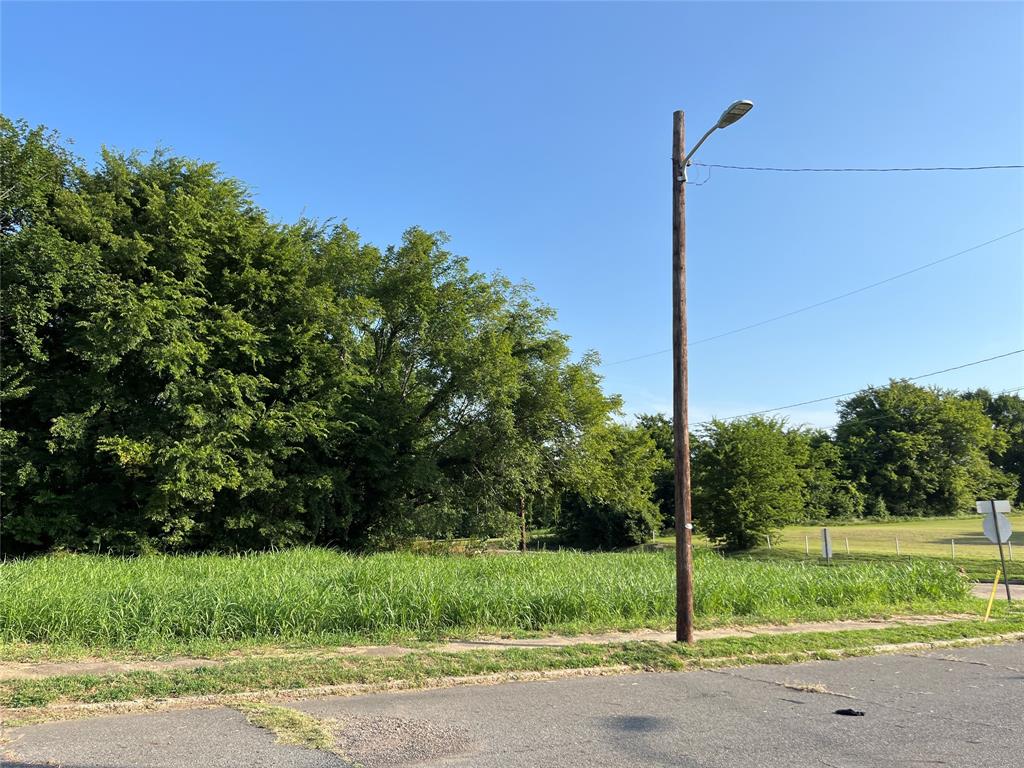700 Fannin Street Property Photo 6