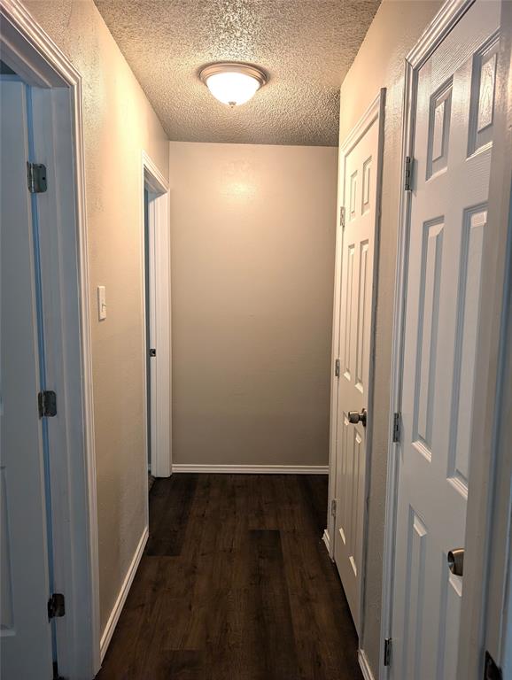 904 Deerwood Drive Property Photo 17