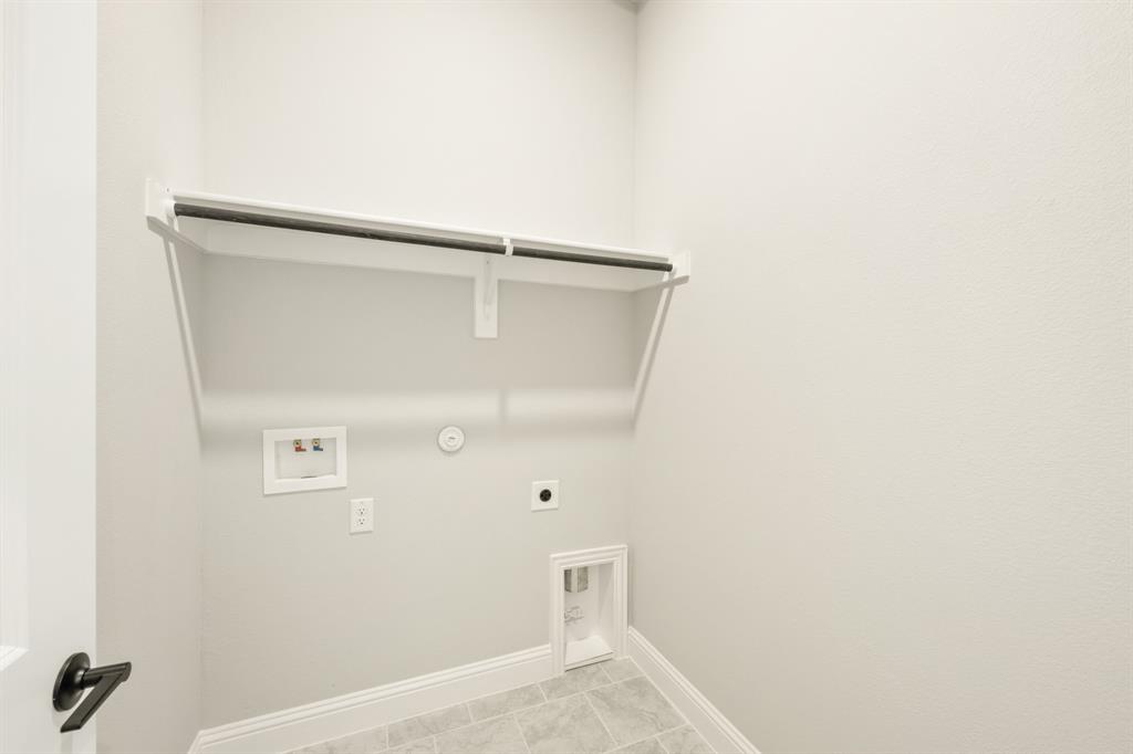 820 Alamo Court Property Photo 32