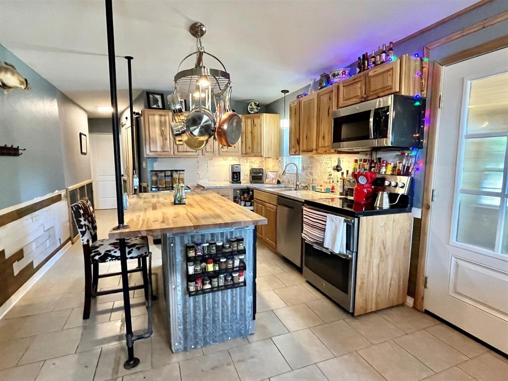 299 Private Road 1452 Property Photo 15