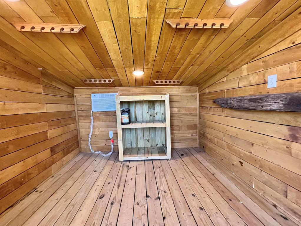 299 Private Road 1452 Property Photo 23