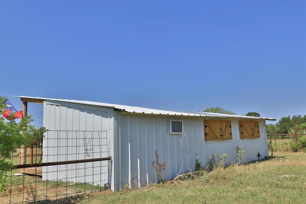 299 Private Road 1452 Property Photo 24