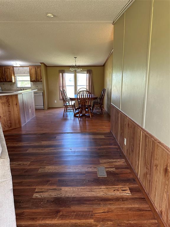 2199 County Road 3304 Property Photo 5