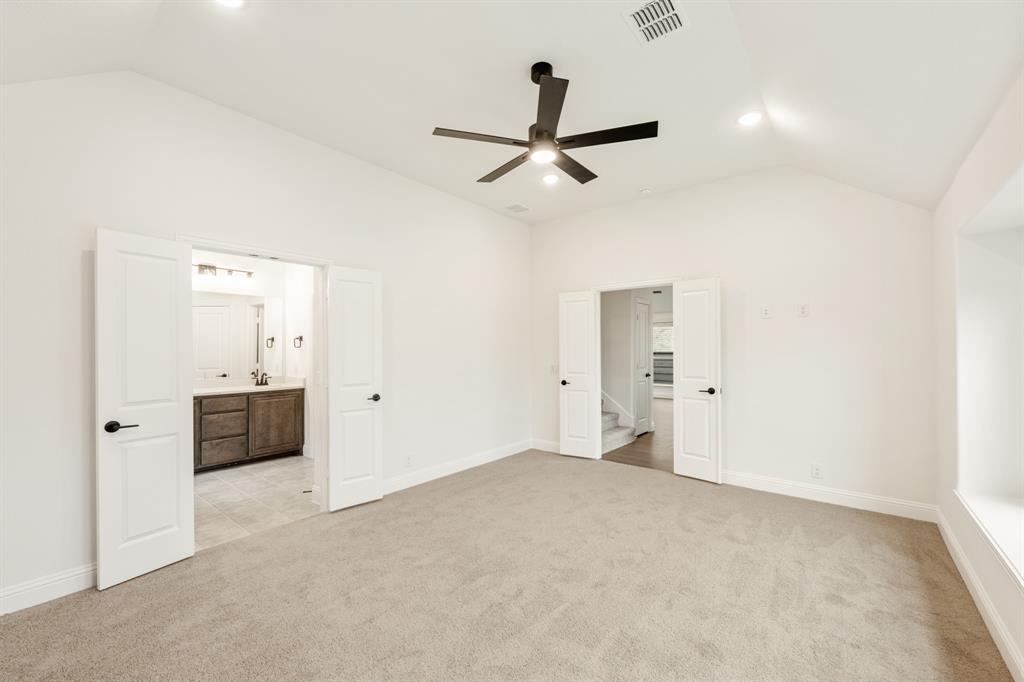817 Twisted Leaf Lane Property Photo 26