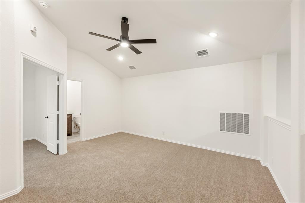 817 Twisted Leaf Lane Property Photo 30