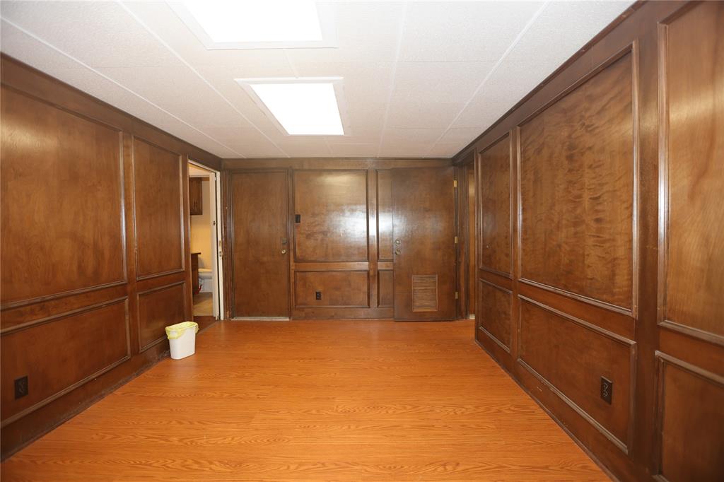 2600 Tibbets Drive Property Photo 17