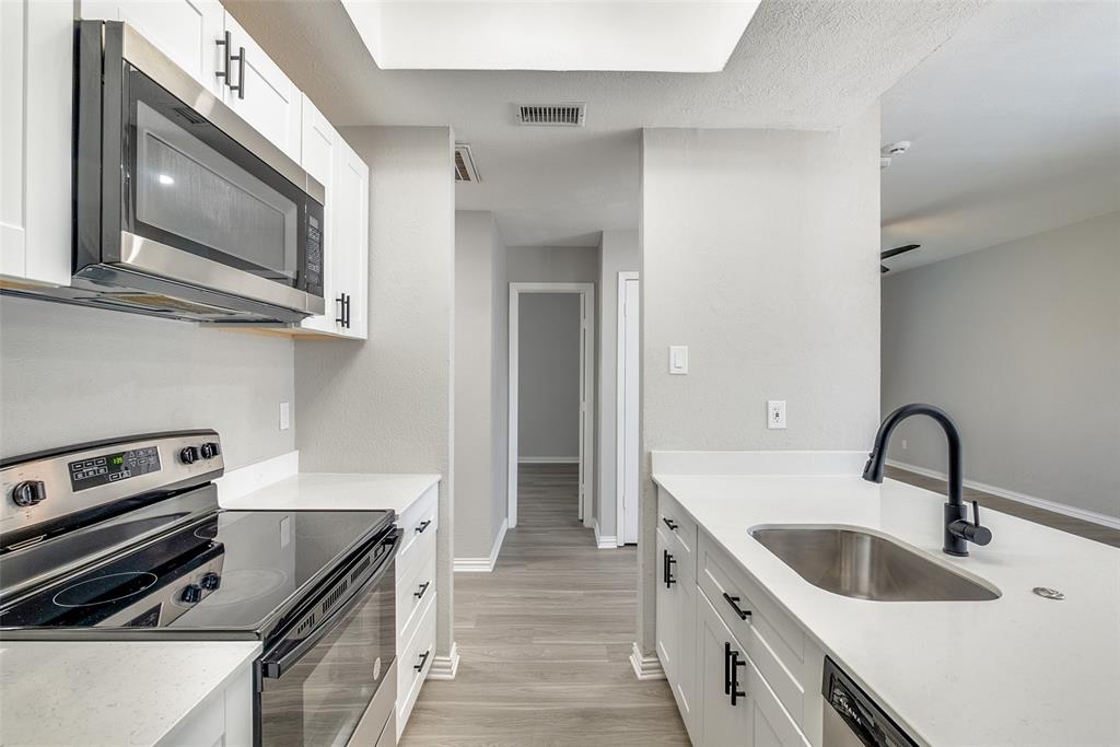 8601 Park Lane Property Photo 1