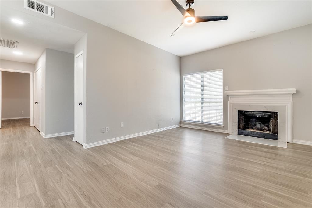 8601 Park Lane Property Photo 6