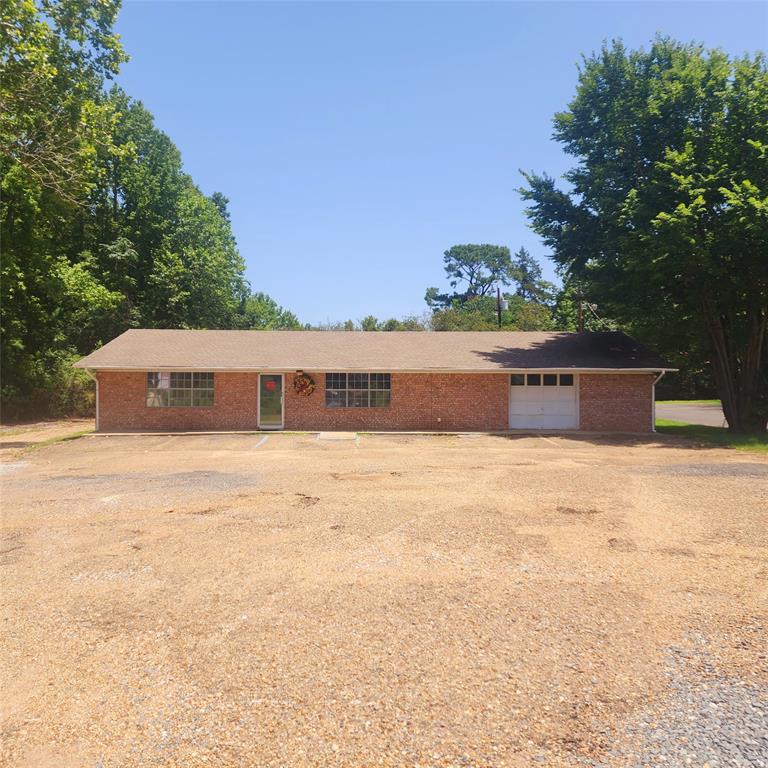 6005 Highway 71 Property Photo 1