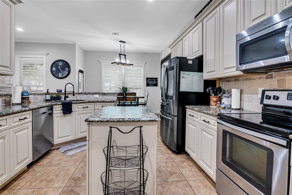 1532 Sea Breeze Lane Property Photo 13