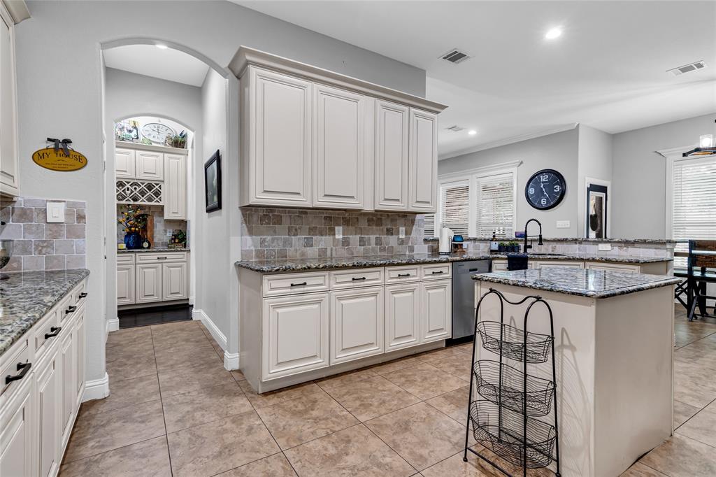 1532 Sea Breeze Lane Property Photo 14