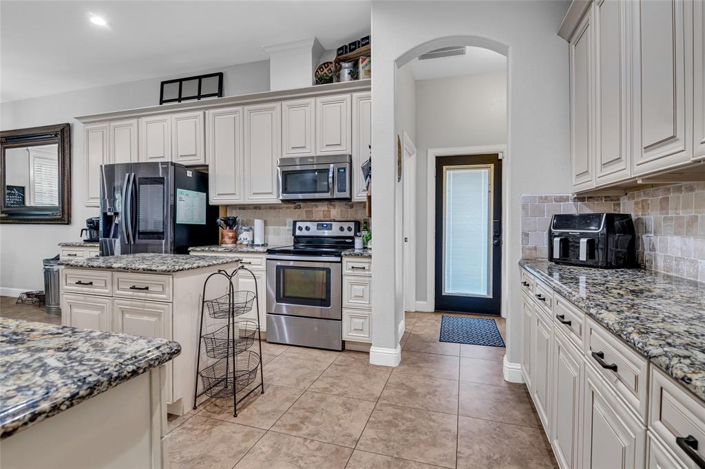 1532 Sea Breeze Lane Property Photo 16