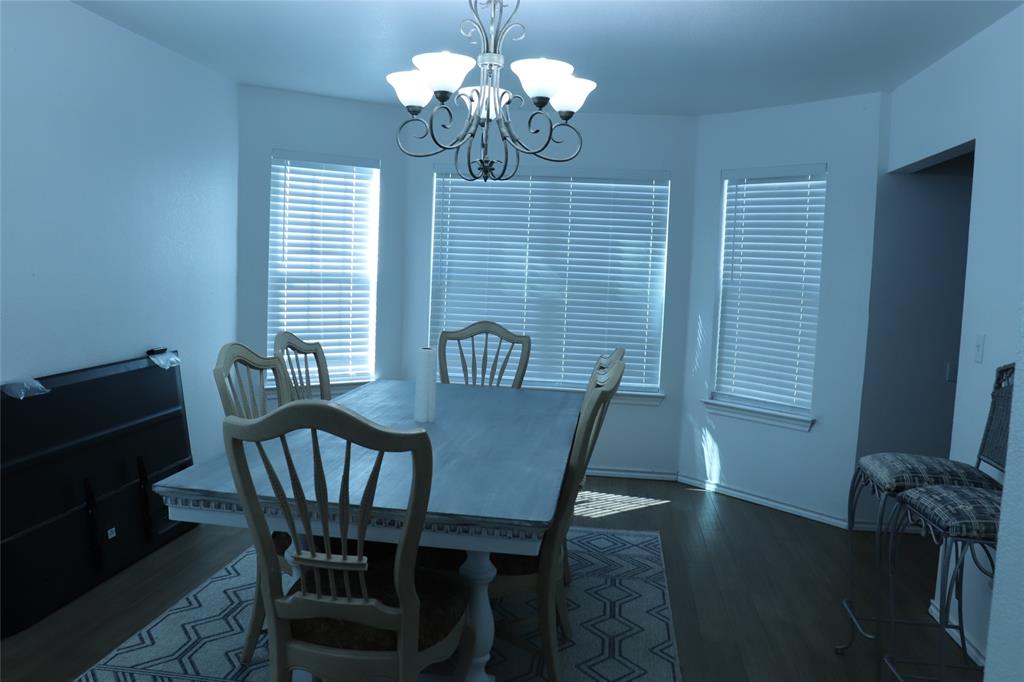 2817 Brookhollow Drive Property Photo 4