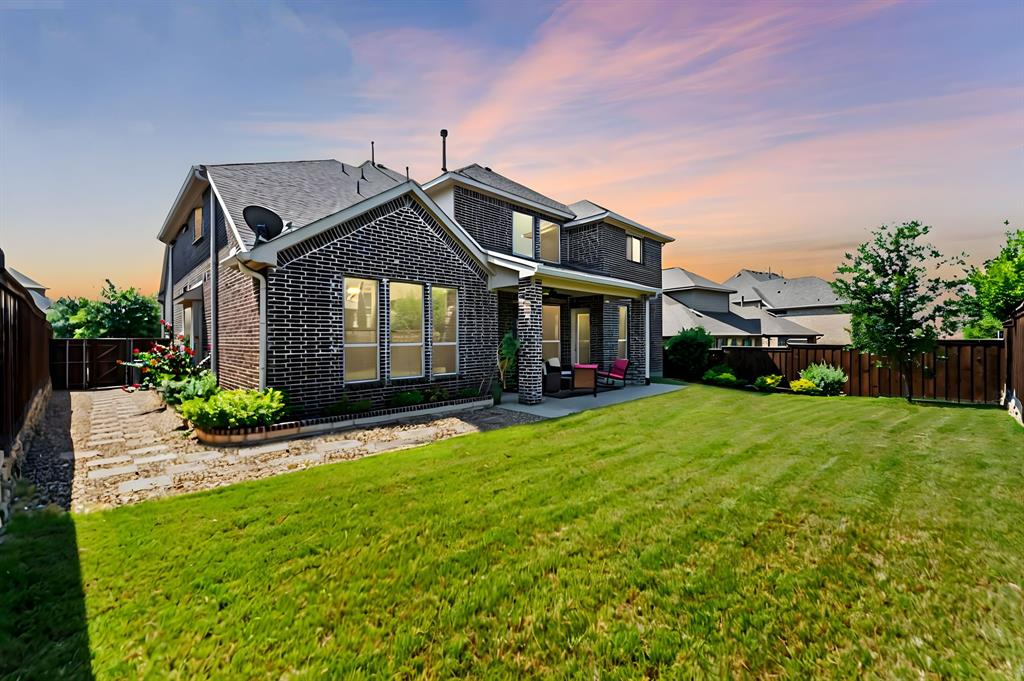 5385 Highflyer Hills Trail Property Photo 9