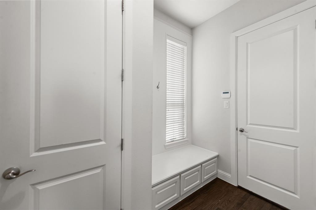 5385 Highflyer Hills Trail Property Photo 39