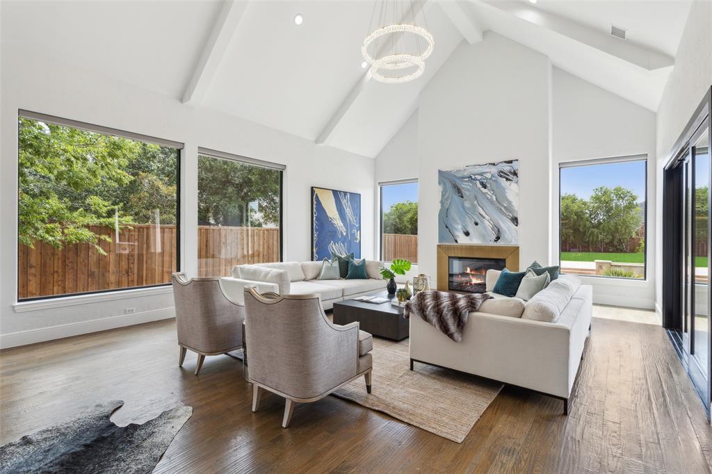 10545 Rogers Road Property Photo 3