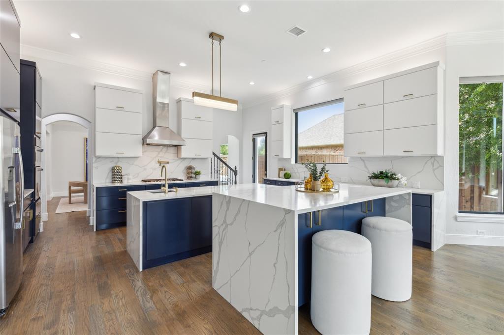 10545 Rogers Road Property Photo 4