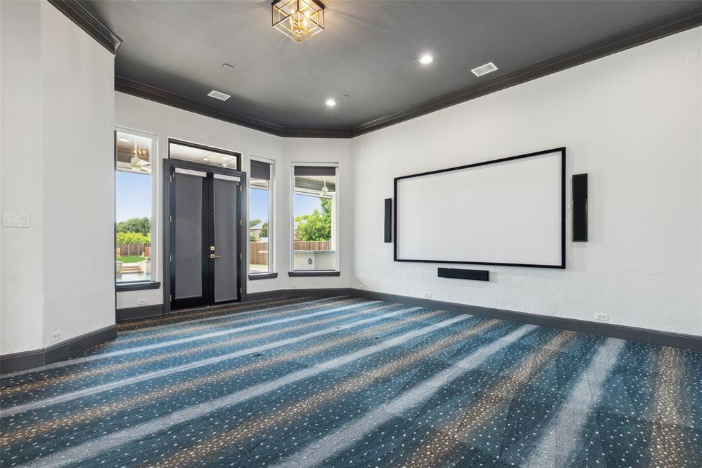 10545 Rogers Road Property Photo 14