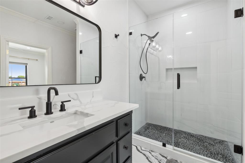 10545 Rogers Road Property Photo 28