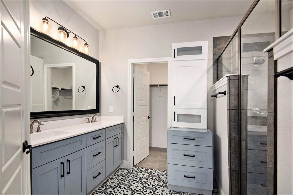 6944 Talon Bluff Drive Property Photo 15