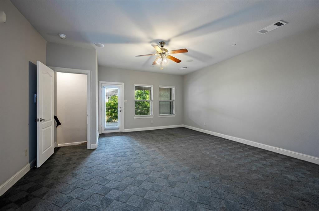 2717 Troutt Drive Property Photo 16