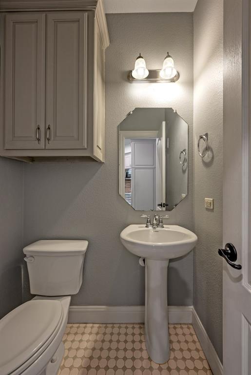2717 Troutt Drive Property Photo 25