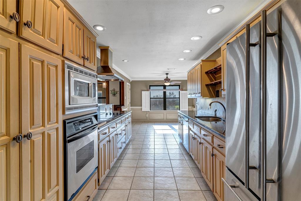 10400 Fm 920 Property Photo 13