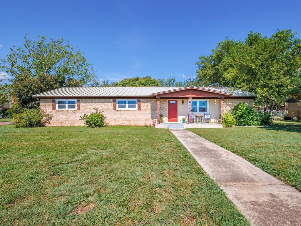 312 Columbus Property Photo 1