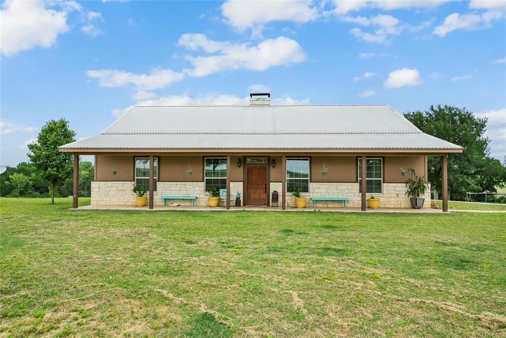 1200 Soda Springs Road Property Photo 3